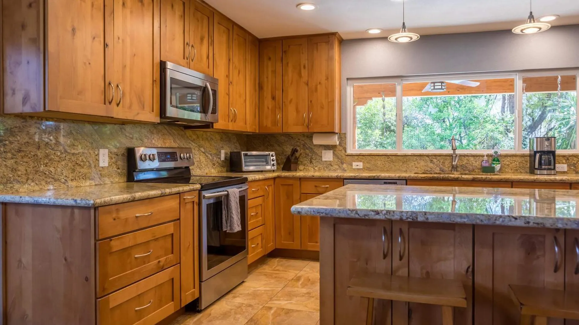 Holiday home Cozy Retreat With Pool Views Walk To South Mtn Trails Villa Phoenix