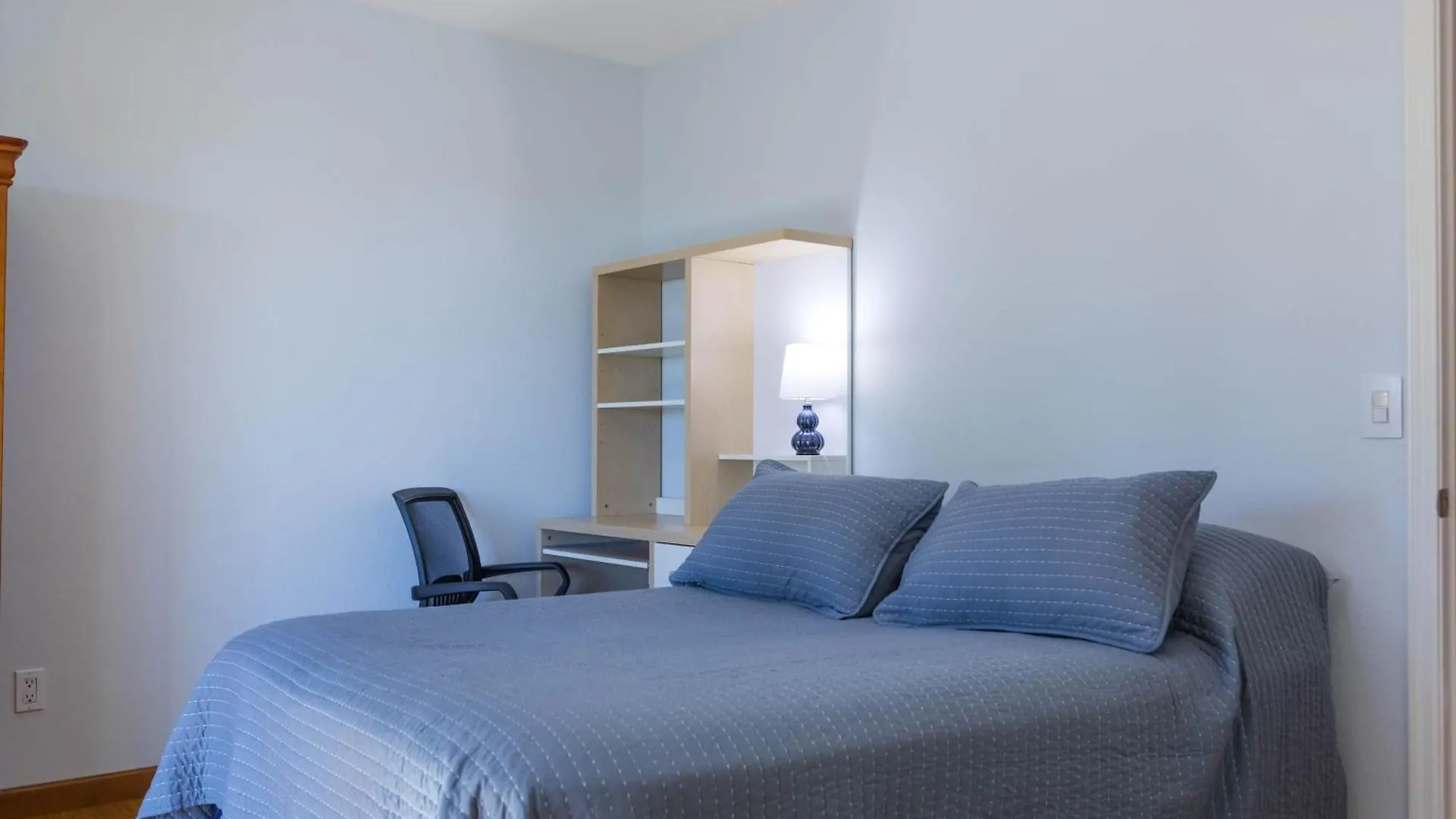 Cozy Retreat With Pool Views Walk To South Mtn Trails Villa Phoenix